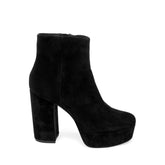 GRATIFY BLACK SUEDE - SM REBOOTED