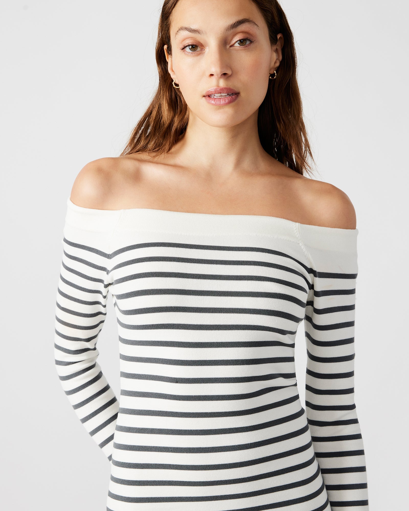 NOA SWEATER DRESS WHITE/BLACK