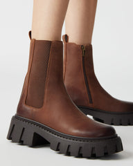 CHARGES BROWN DISTRESSED - SM REBOOTED