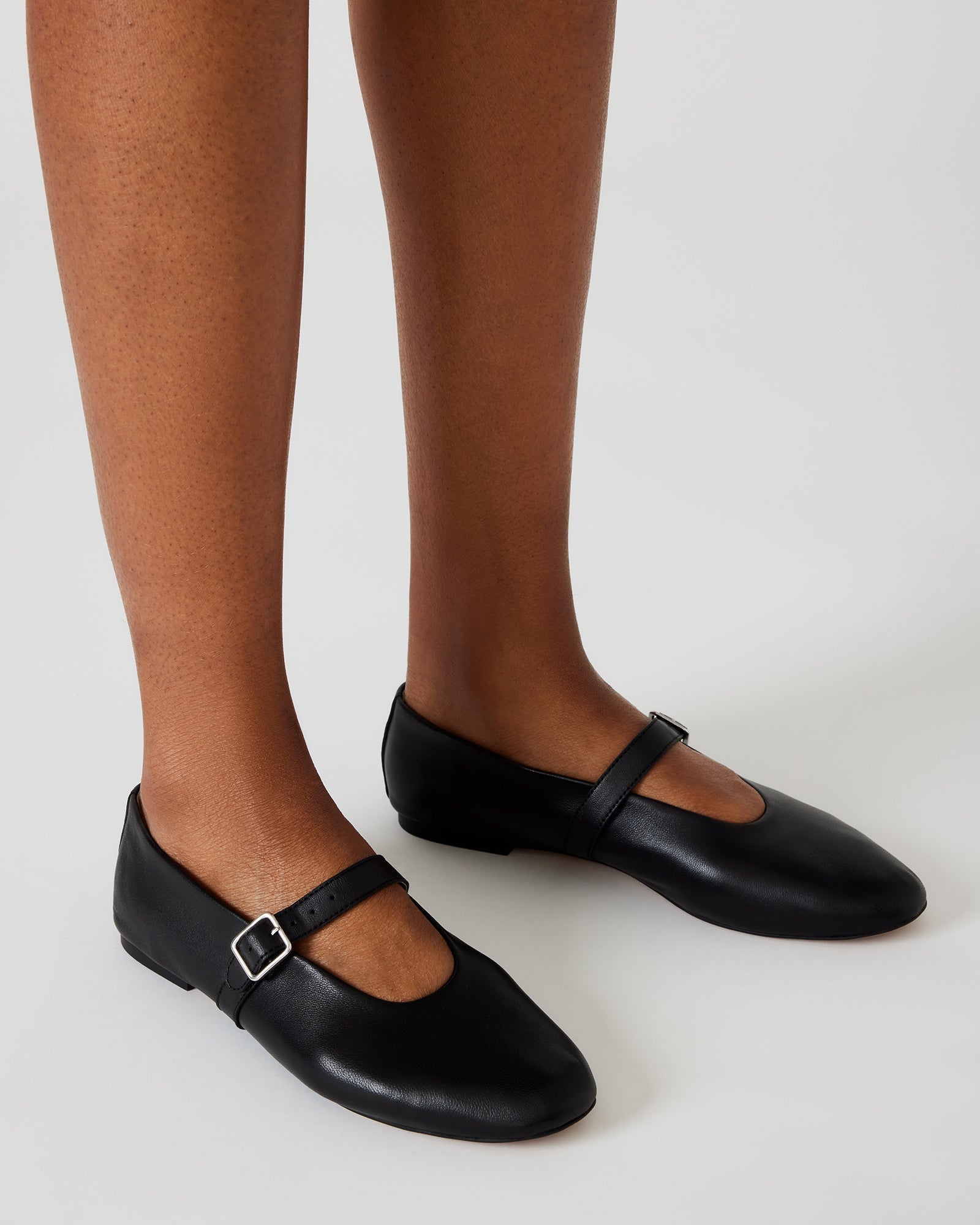 DREAMING BLACK LEATHER - SM REBOOTED