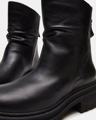 ESSENTIAL BLACK LEATHER