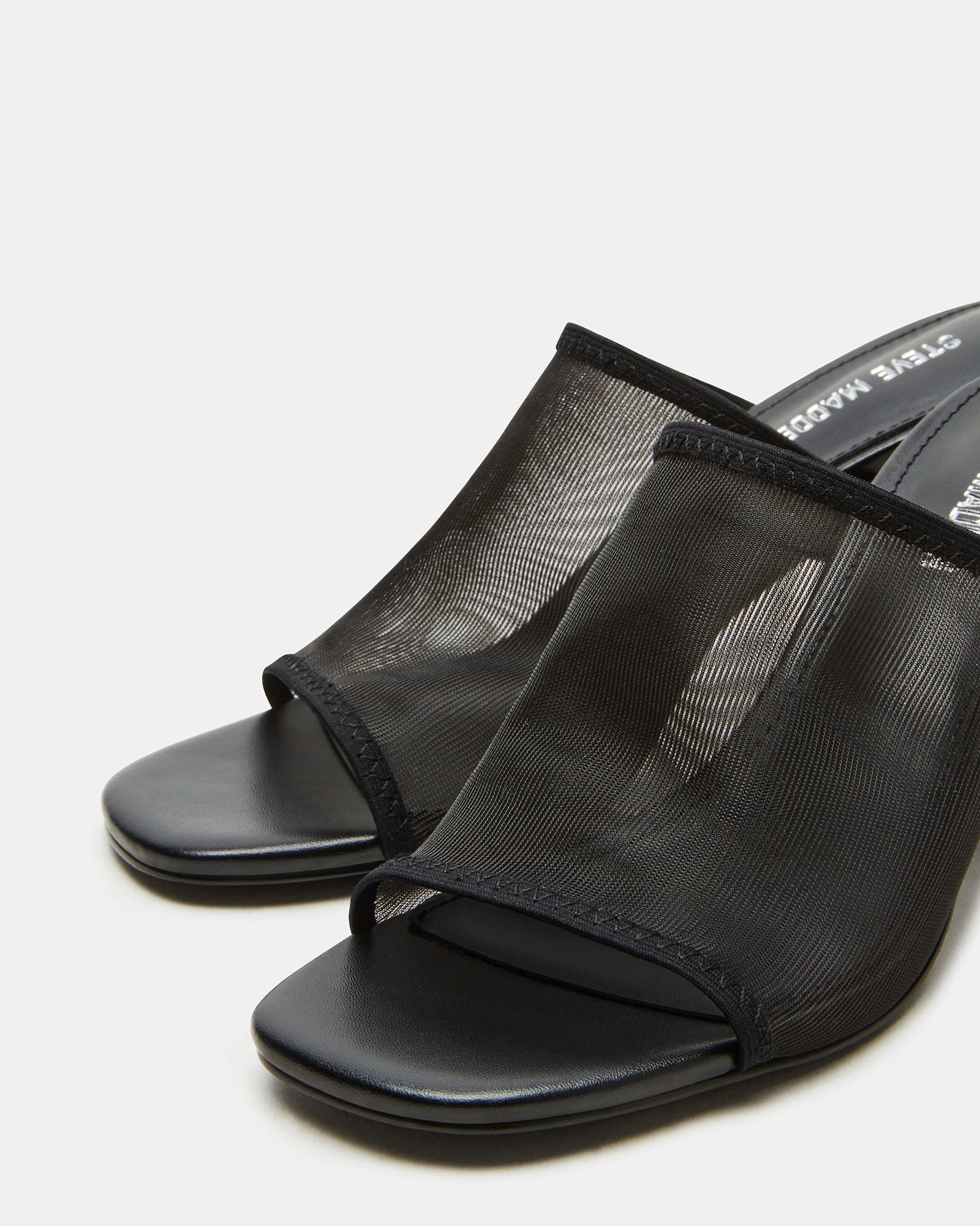 GLEAM BLACK