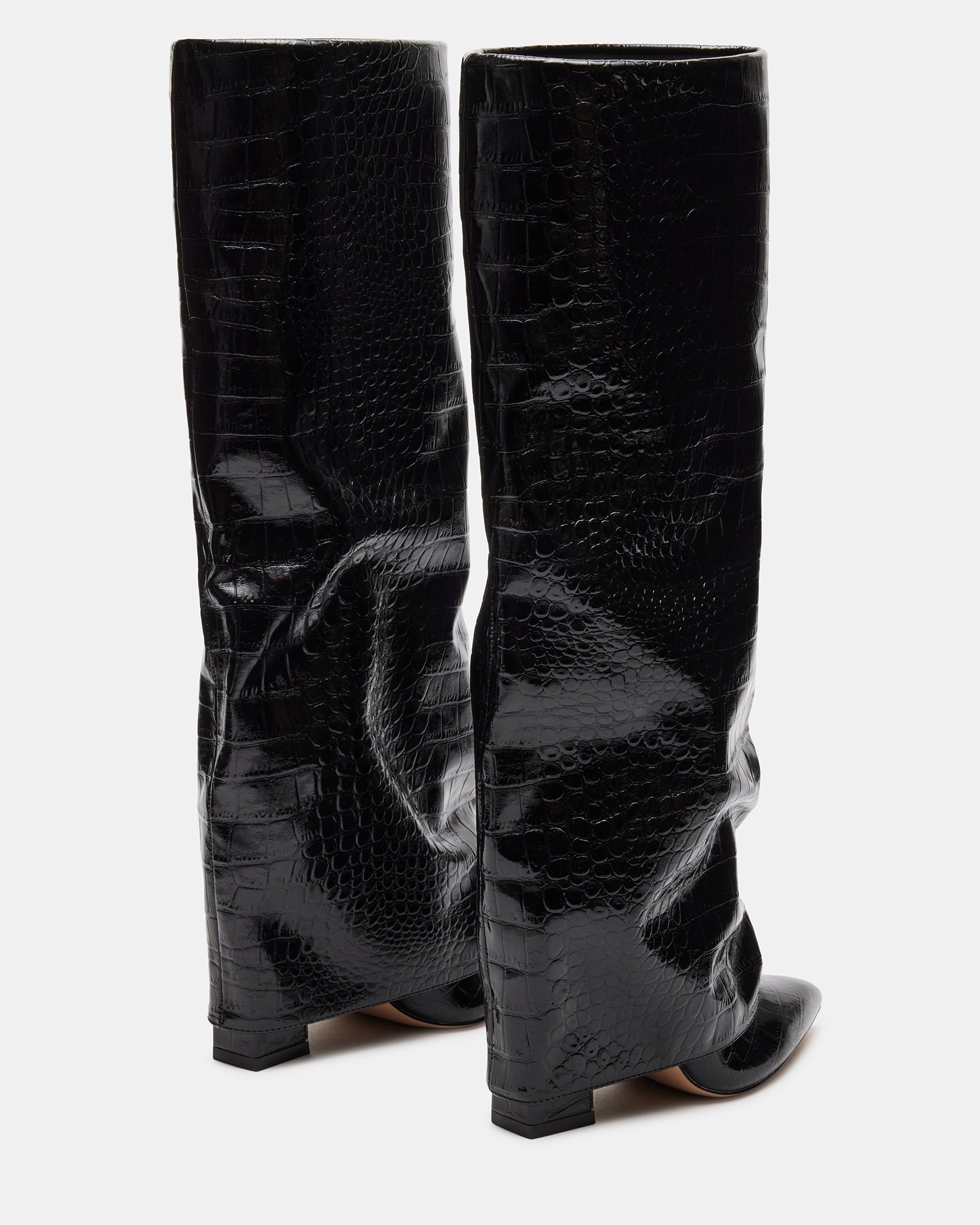 STUNTIN BLACK CROCODILE - SM REBOOTED