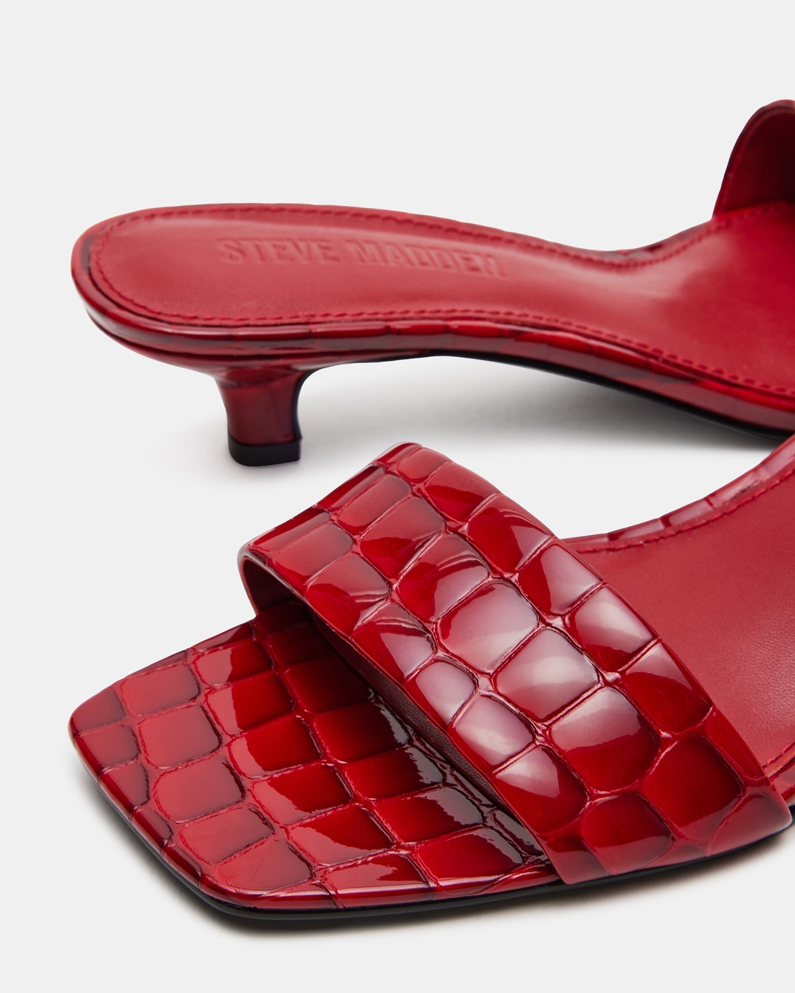 TRINITY RED CROCODILE - SM REBOOTED